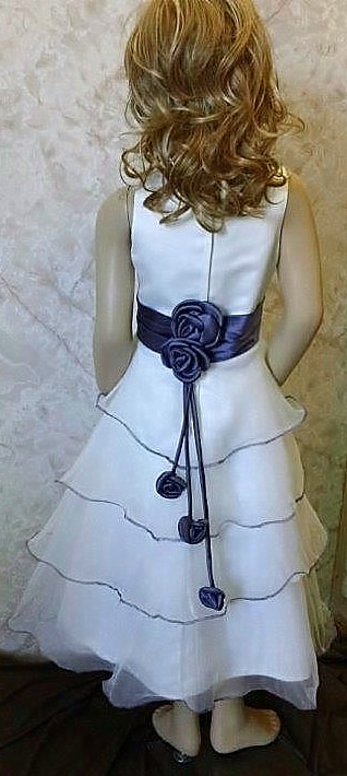 light ivory sleeveless dress with lilac size 9