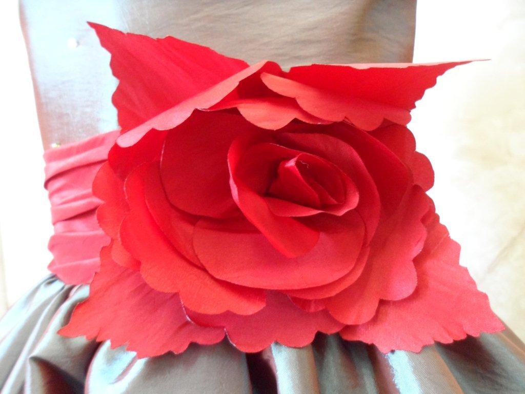 red ruffle flower waist
