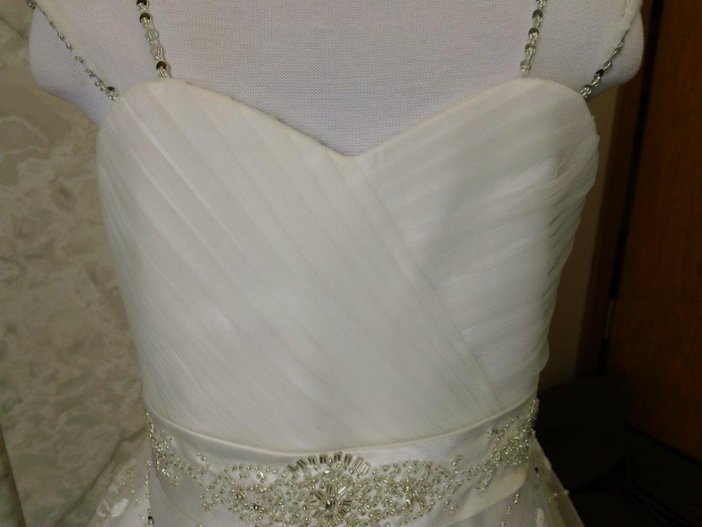 wedding gowns for little brides