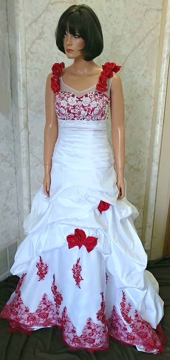 White and apple red wedding dress
