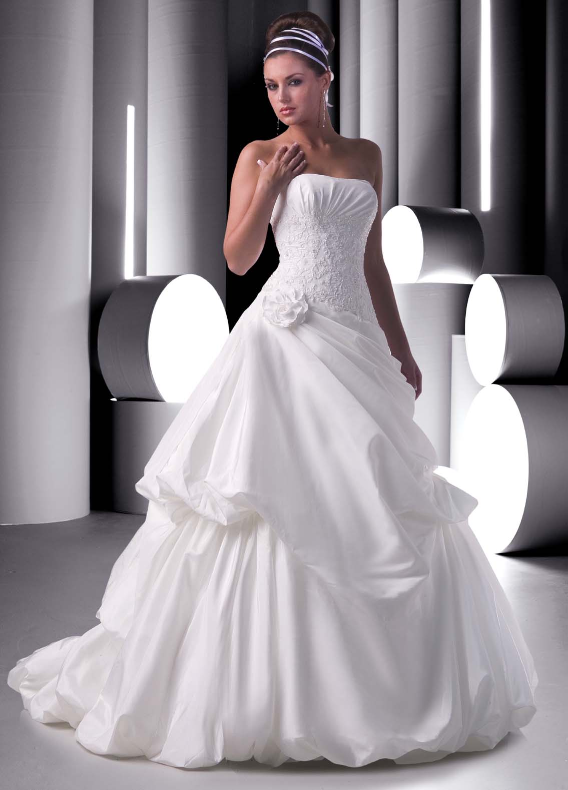 wedding dress with bubble skirt
