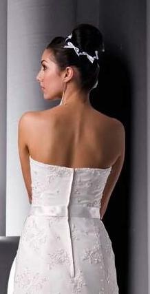 A line wedding dress