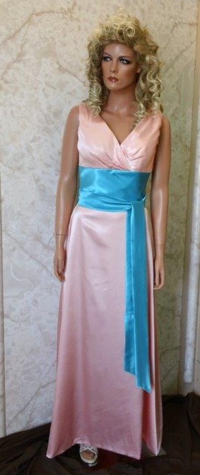  pink bridesmaid dresses with turquoise sash
