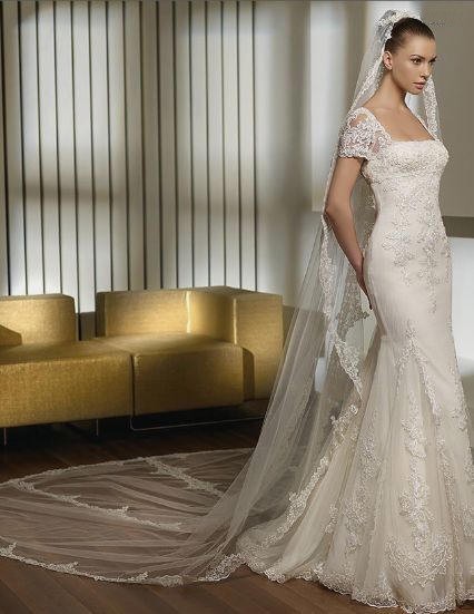 wedding gown appliqued tulle and lace