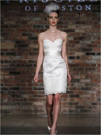 Short sweetheart white organza wedding dress