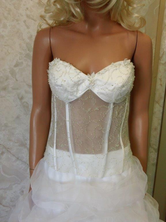 Sexy strapless wedding dress