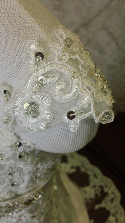 beaded lace motif sleeve