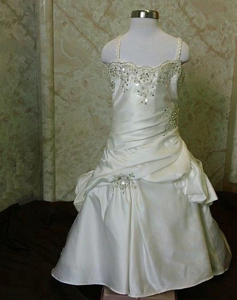 lace pickups mini bridal gown