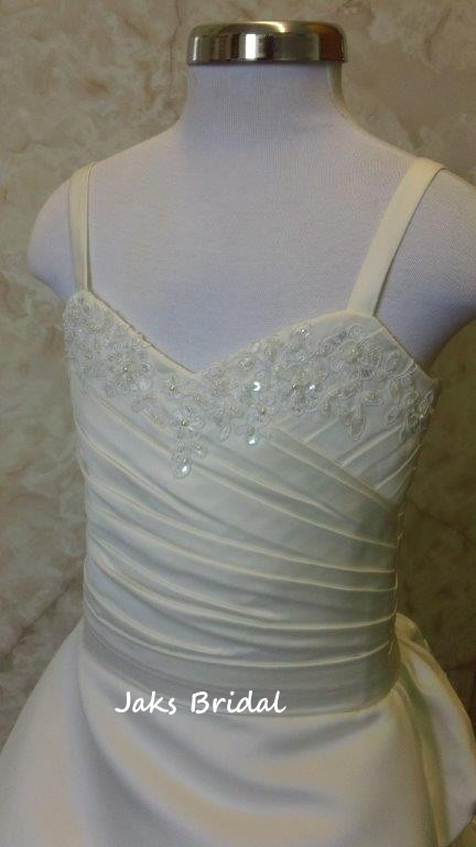 ruched sweetheart bodice