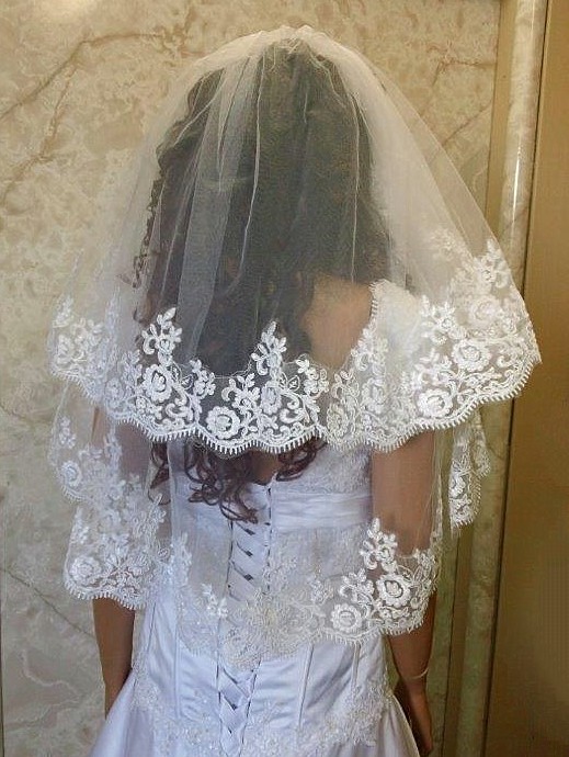 lace wedding veils