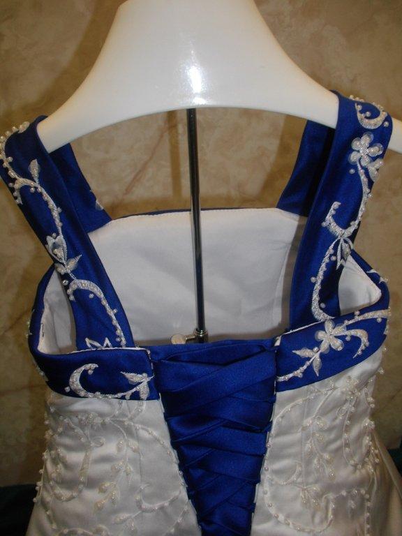royal blue and white embroidery on wedding gown