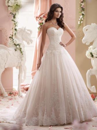 Match my 115241 mon cheri wedding dress