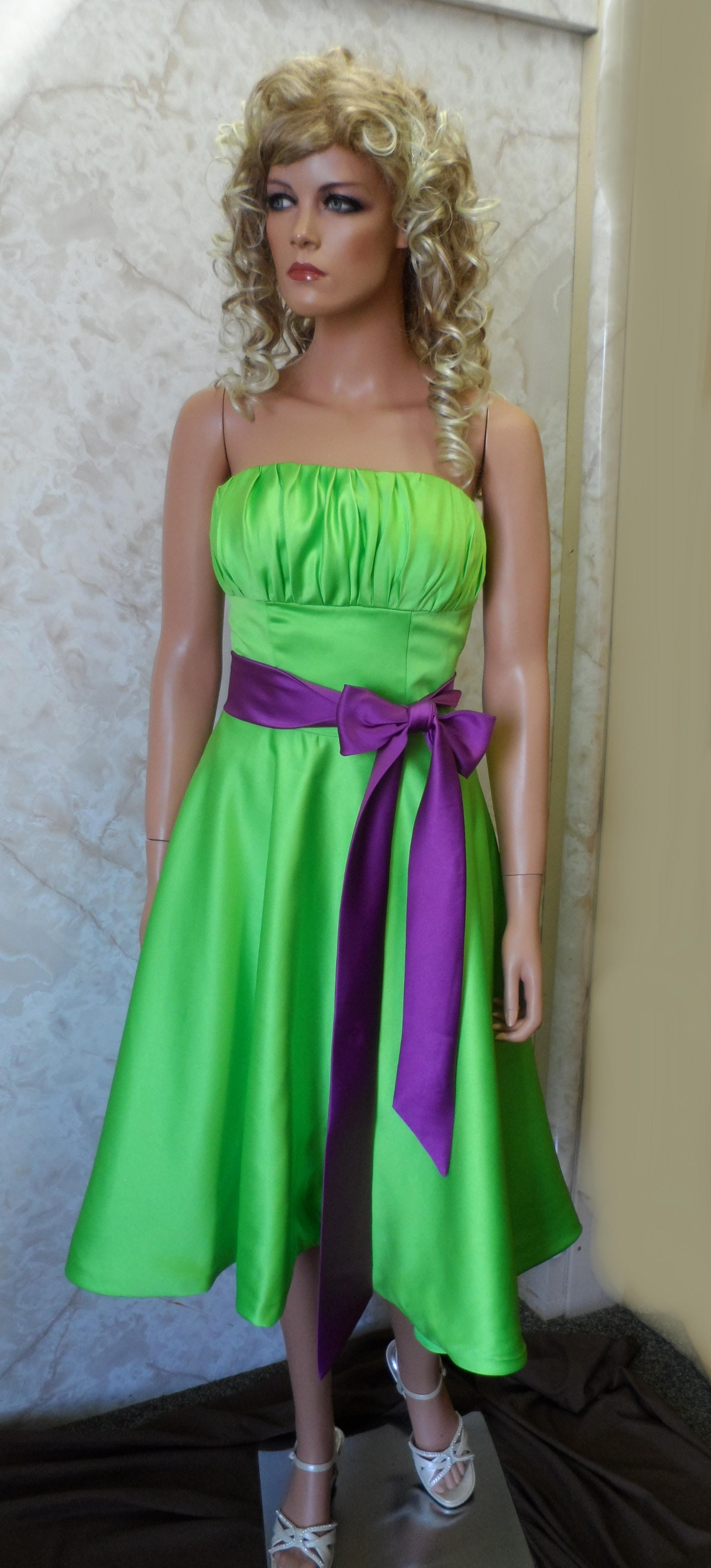 short green bridesmaid dress with purple sash