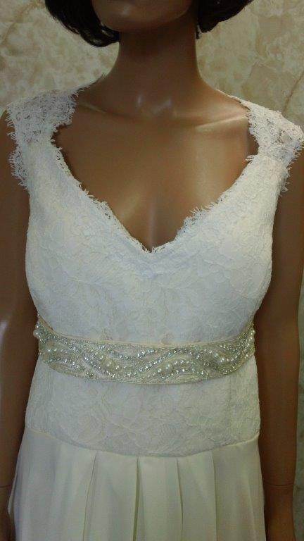 lace cap sleeve wedding gown