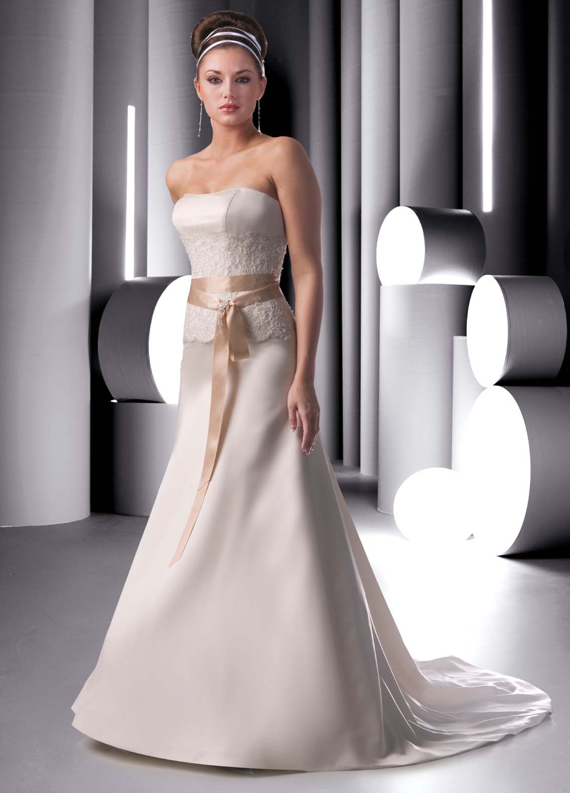 strapless wedding gown with sash