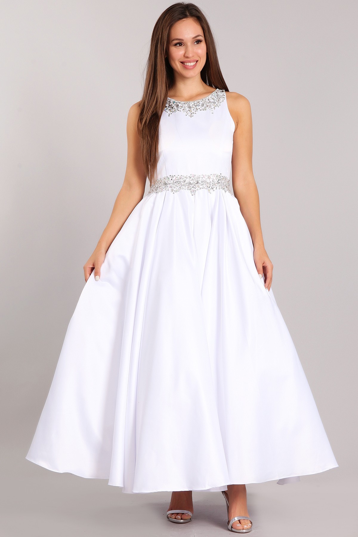 white sleeveless dress