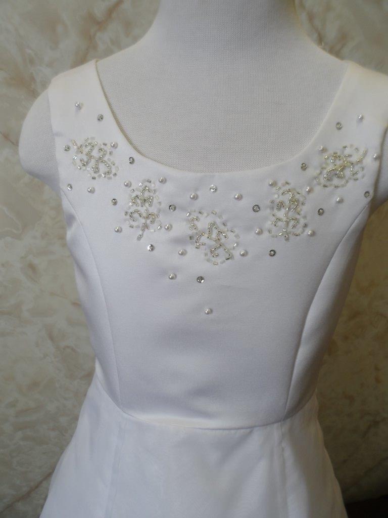 white flower girl dress without shoulder bows