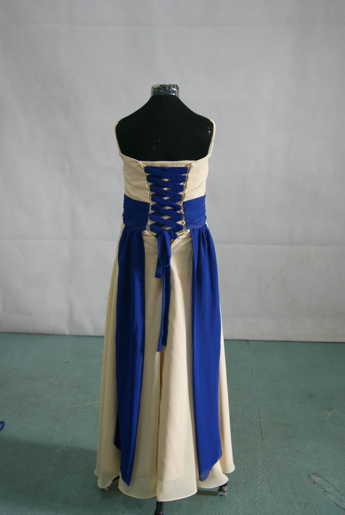 bridesmaid dresses blue and yellow