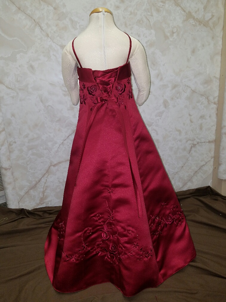 girls size 2 dress in apple red