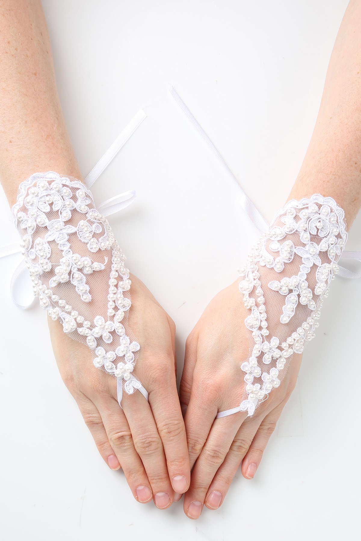 fingerless gloves lace