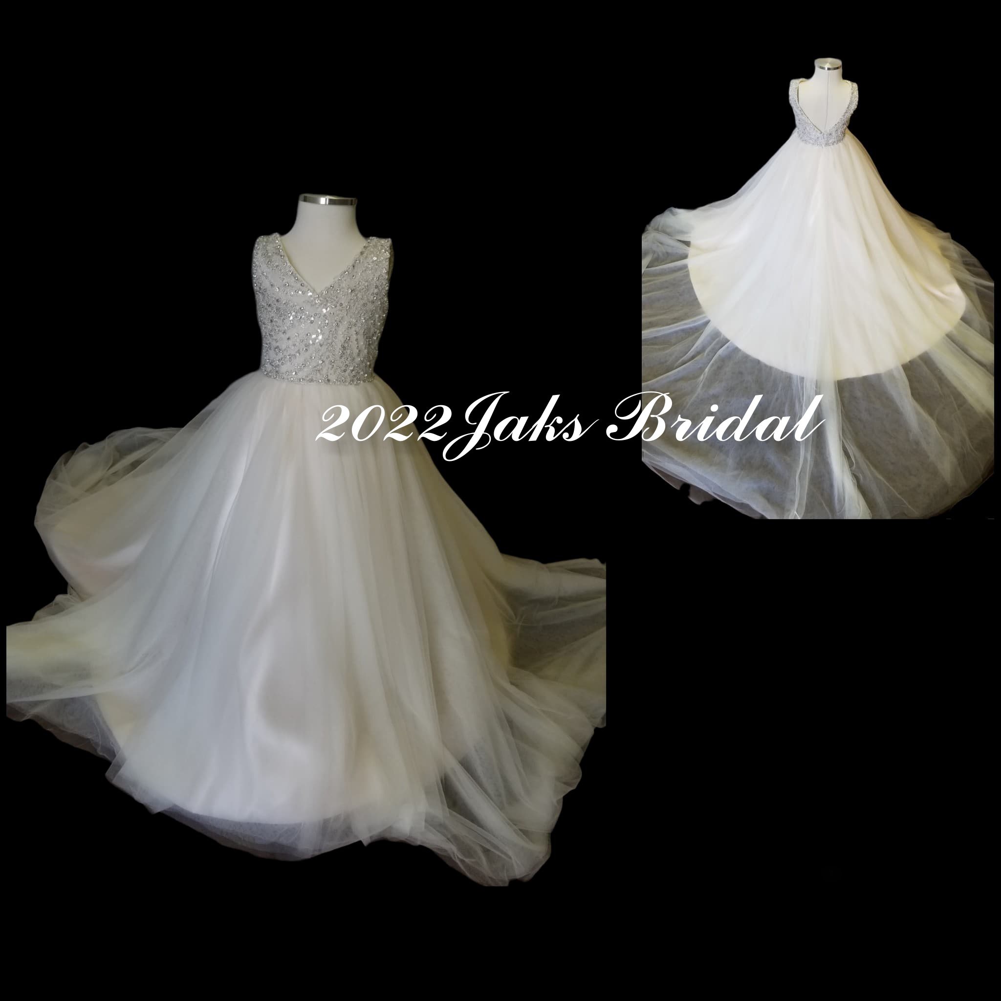 This ivory baby flower girl dress will be a hit at the wedding.