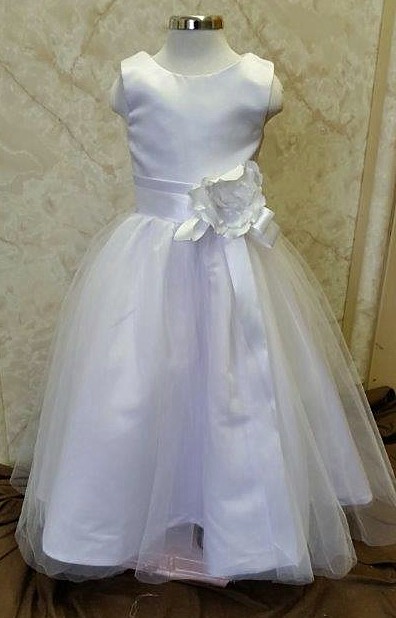 Long flower girl dress with scoop neck