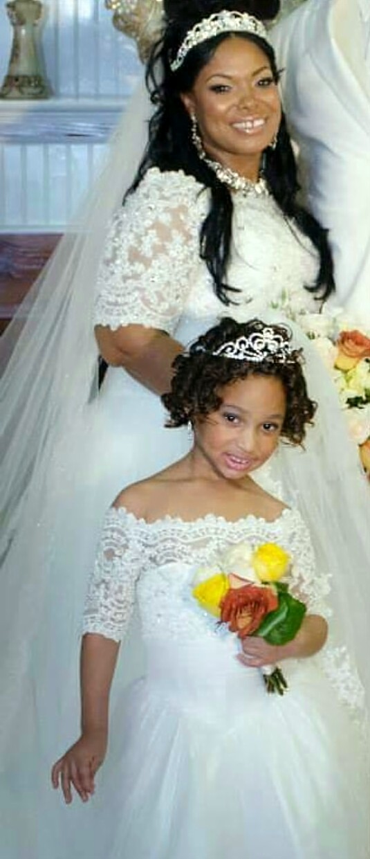 Jr bride dress to match bride