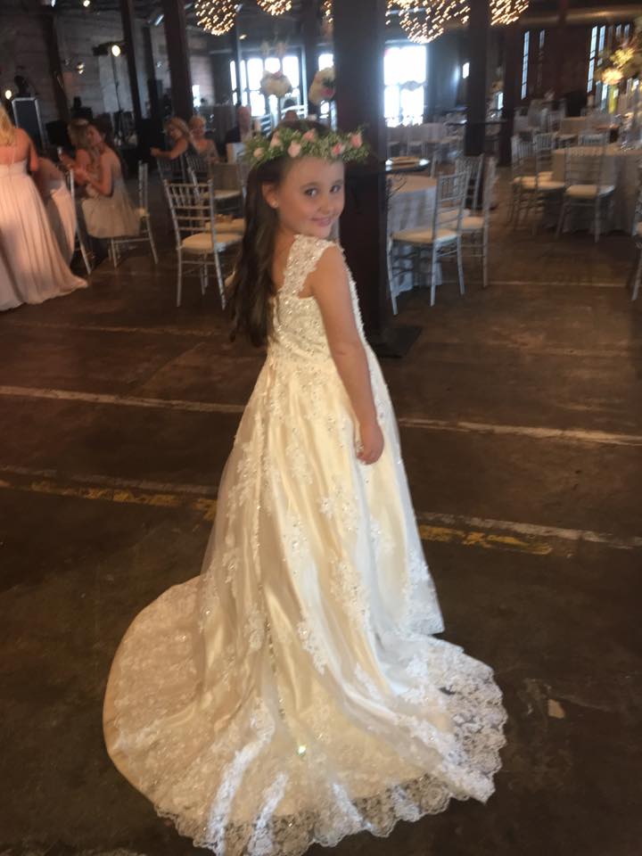 flower girl bride