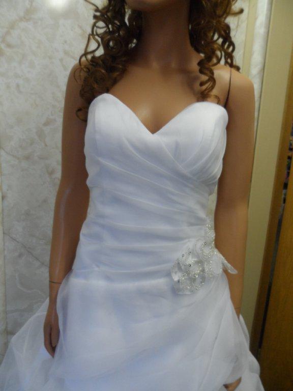 Strapless wedding dress with pickup skirt
