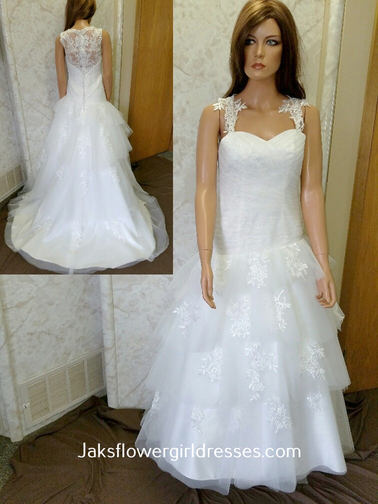 wedding dress with heart shaped back