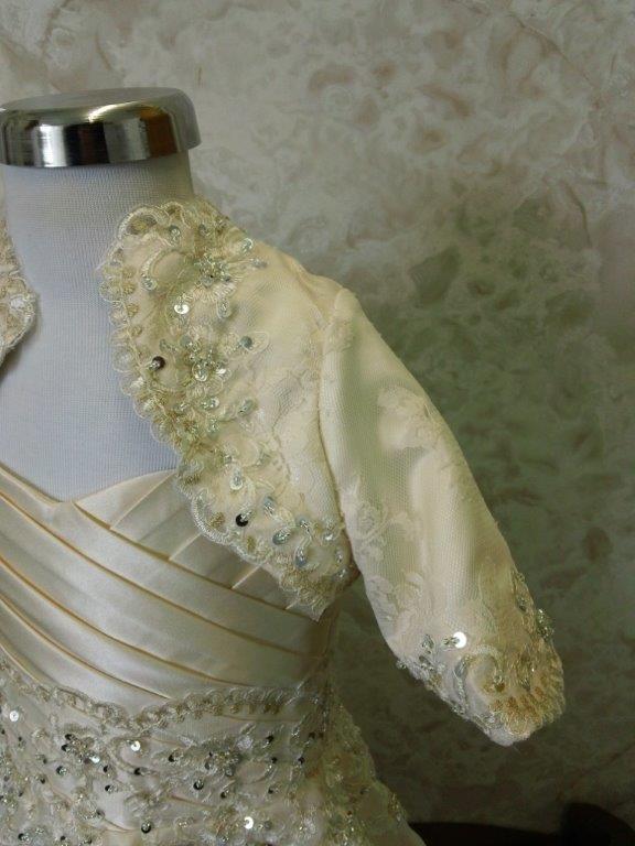 Sweetheart Lace Applique Miniature Wedding Dress