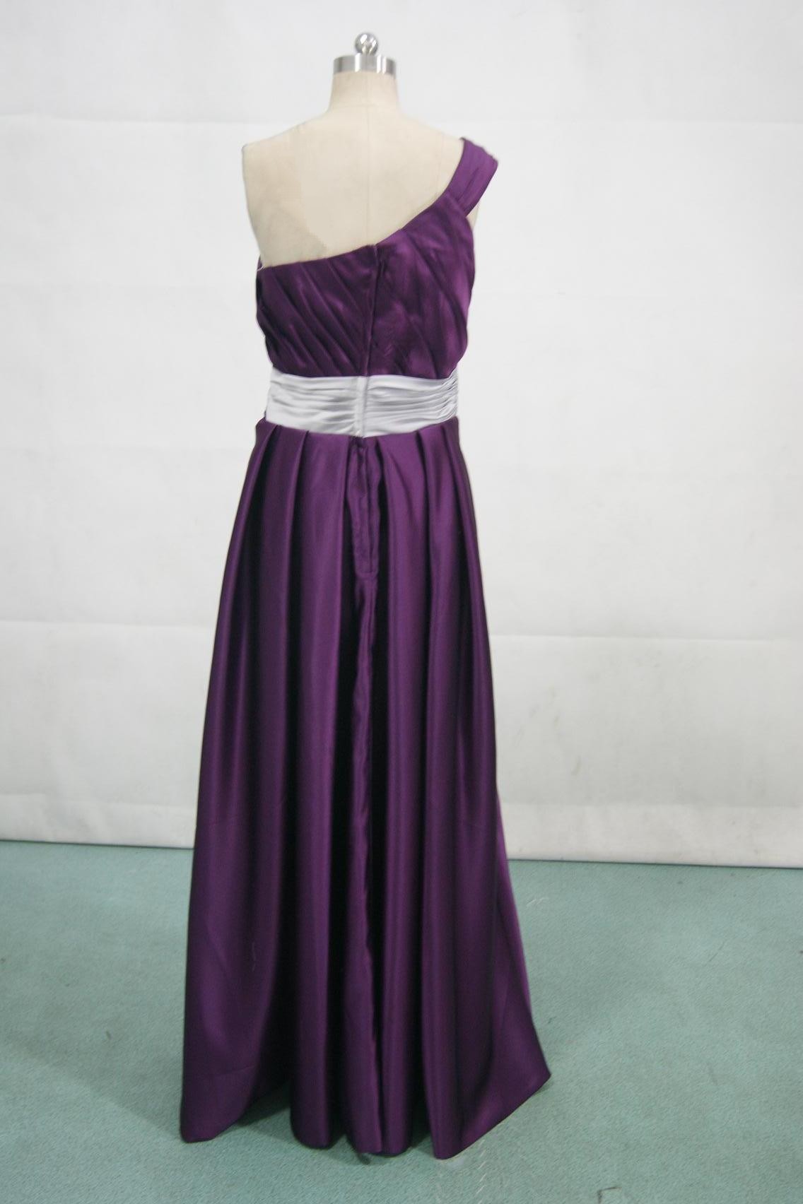 Sheath One Shoulder Purple Bridesmaid dress.