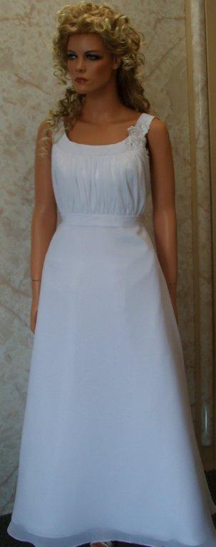 white chiffon bridesmaid dress