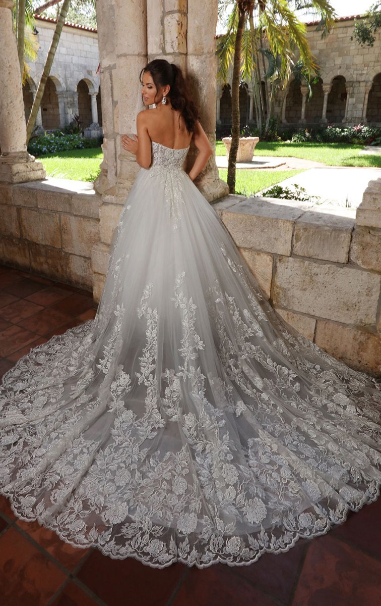 Match my Crustiano lucci 13128 wedding dress