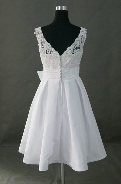 short lace wedding dress with bow