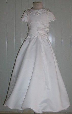 comunion dress with sleeves