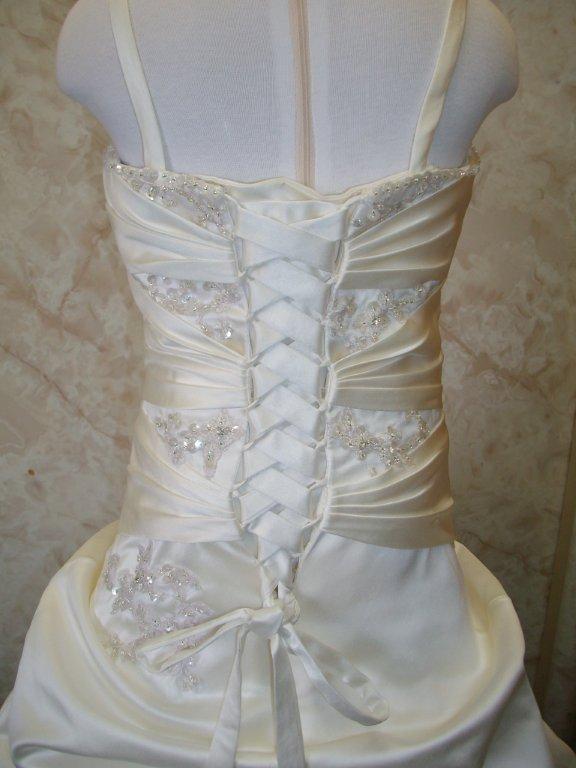 minature bride, ivory, spaghetti strap, lace up back
