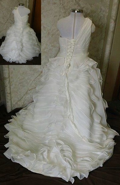 miniature brides gown