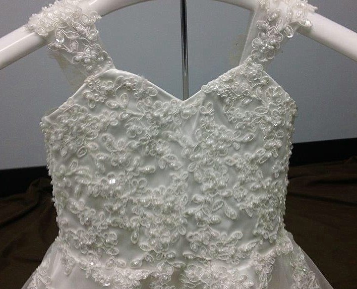 ivory lace wedding flower girl dress