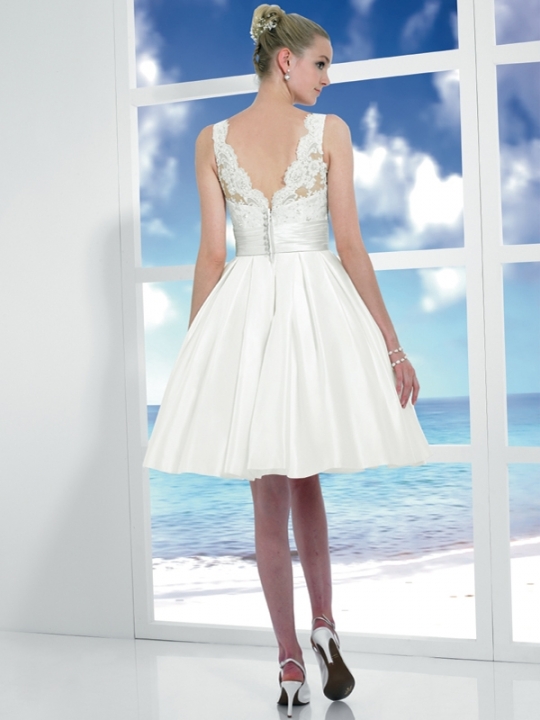 Short lace knee length wedding dress