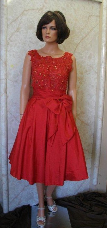 elegant short red mother of the bride/groom dress