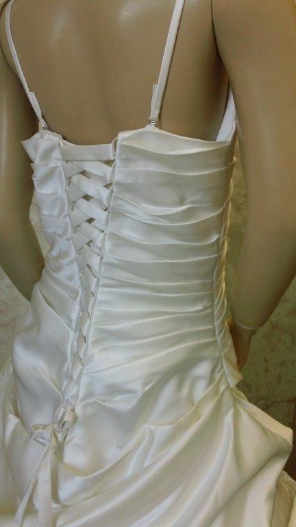 corset closure for flexibility in size