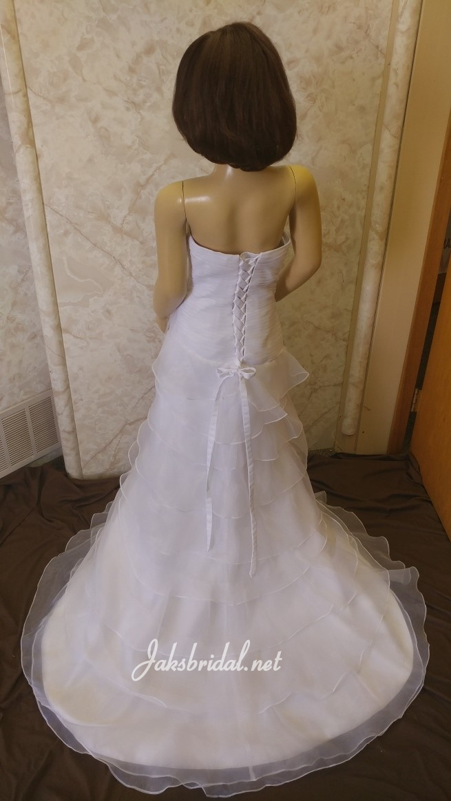 Miniature wedding dresses for girls