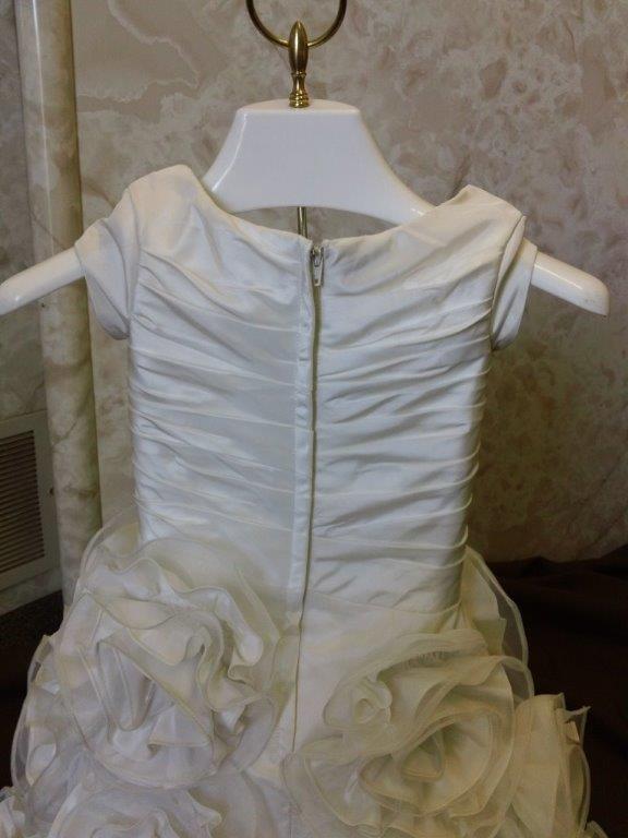 wedding dresses for little people