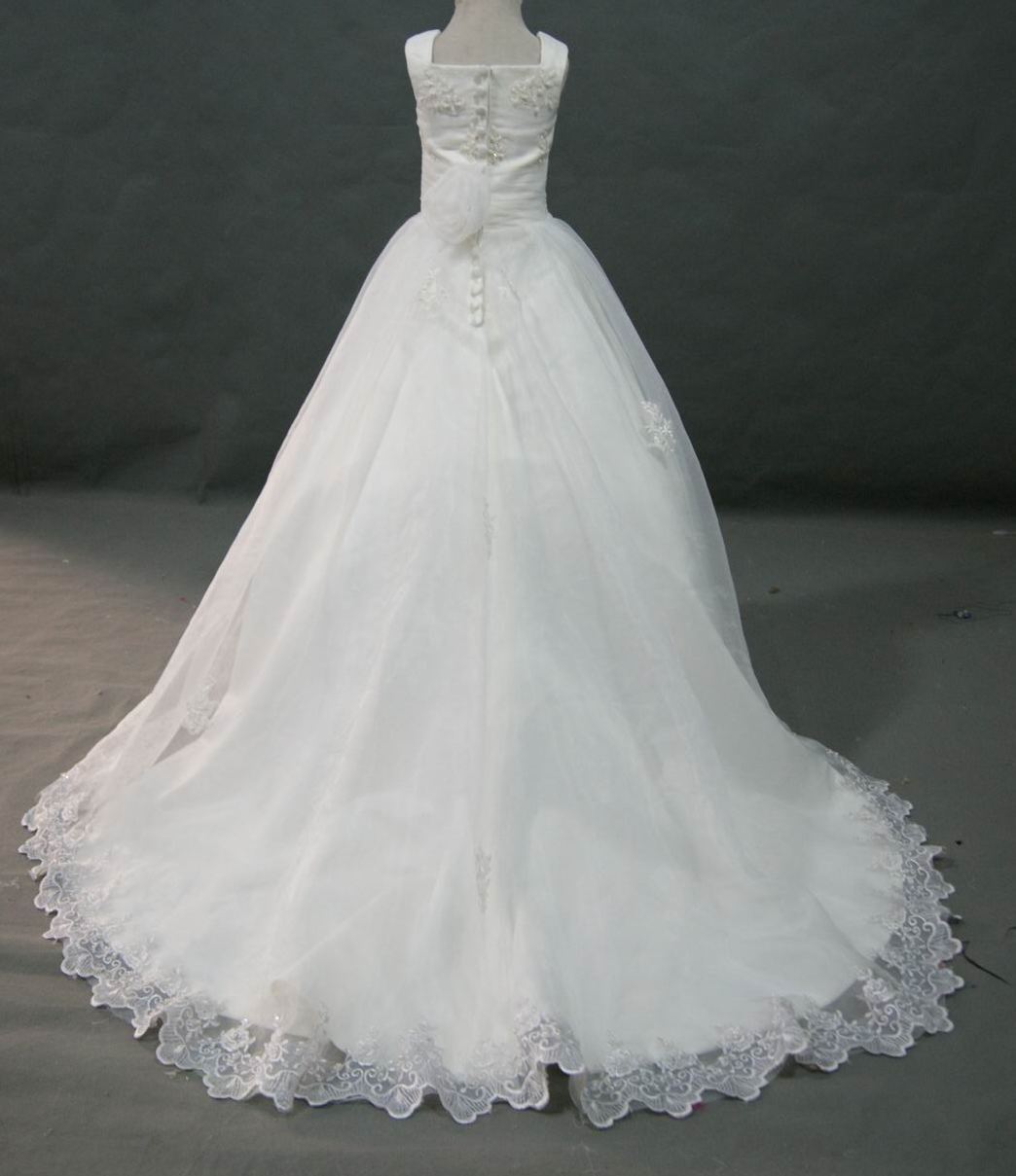 Ball Gown Organza Lace Wedding Dress.