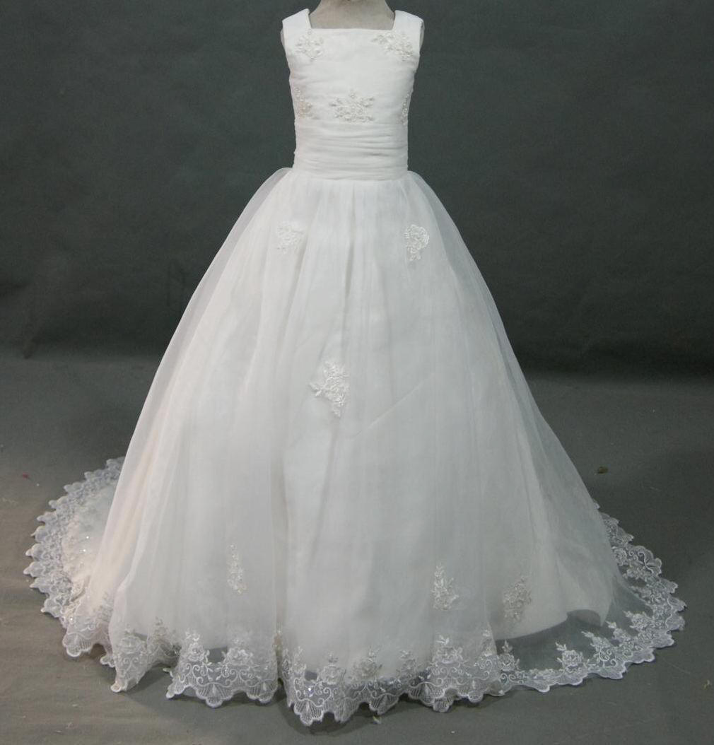 Ball Gown Organza Lace Wedding Dress